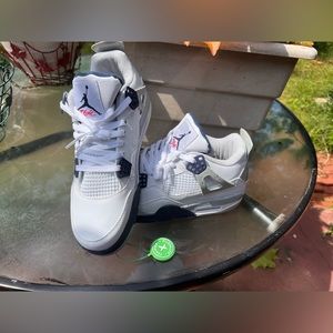 Never worn in great condition just bought the wrong size